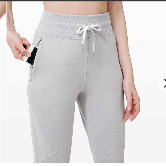 Lululemon Metro Miles Joggers Size 6 Lt Grey NWT - Picture 4 of 8